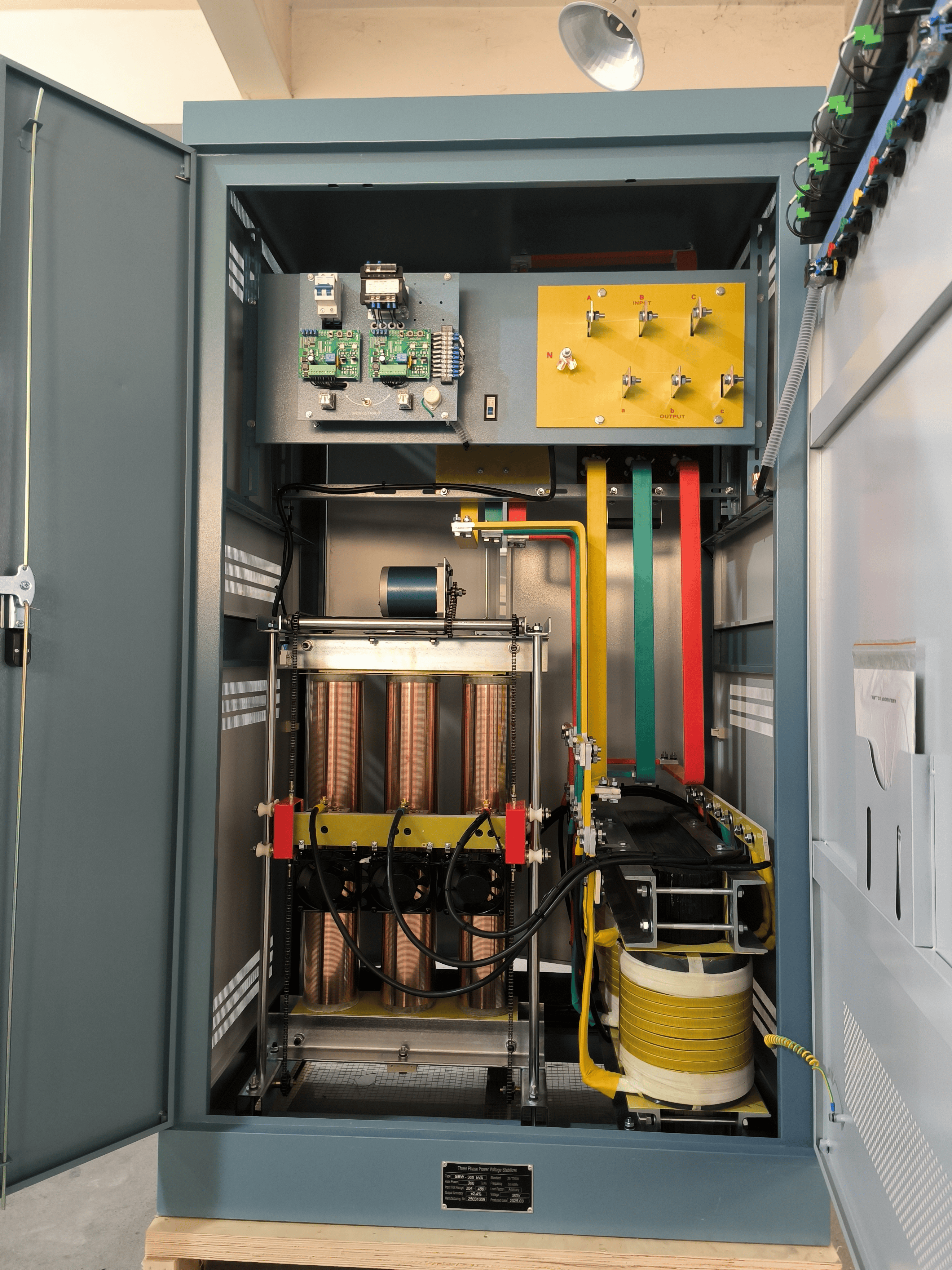 Stabilisateur de tension 300kva triphasé Andeli
